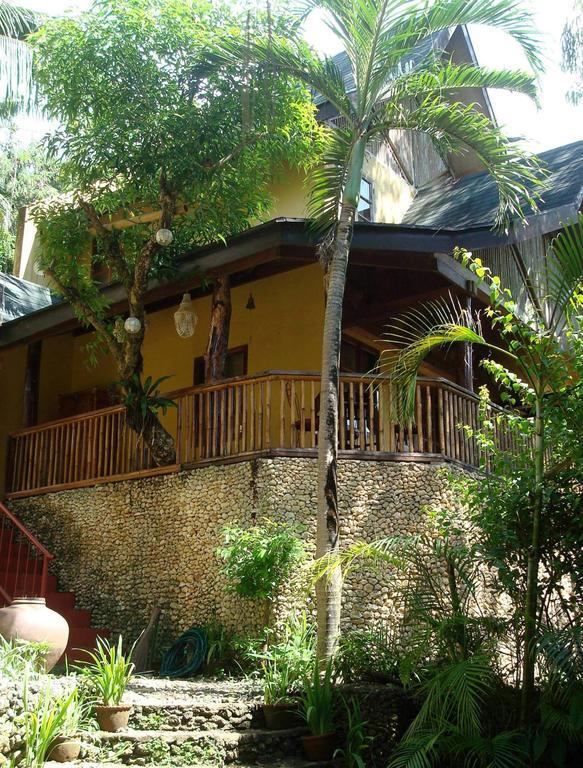 Sun Garden Hilltop Resort Manoc-Manoc Exterior photo