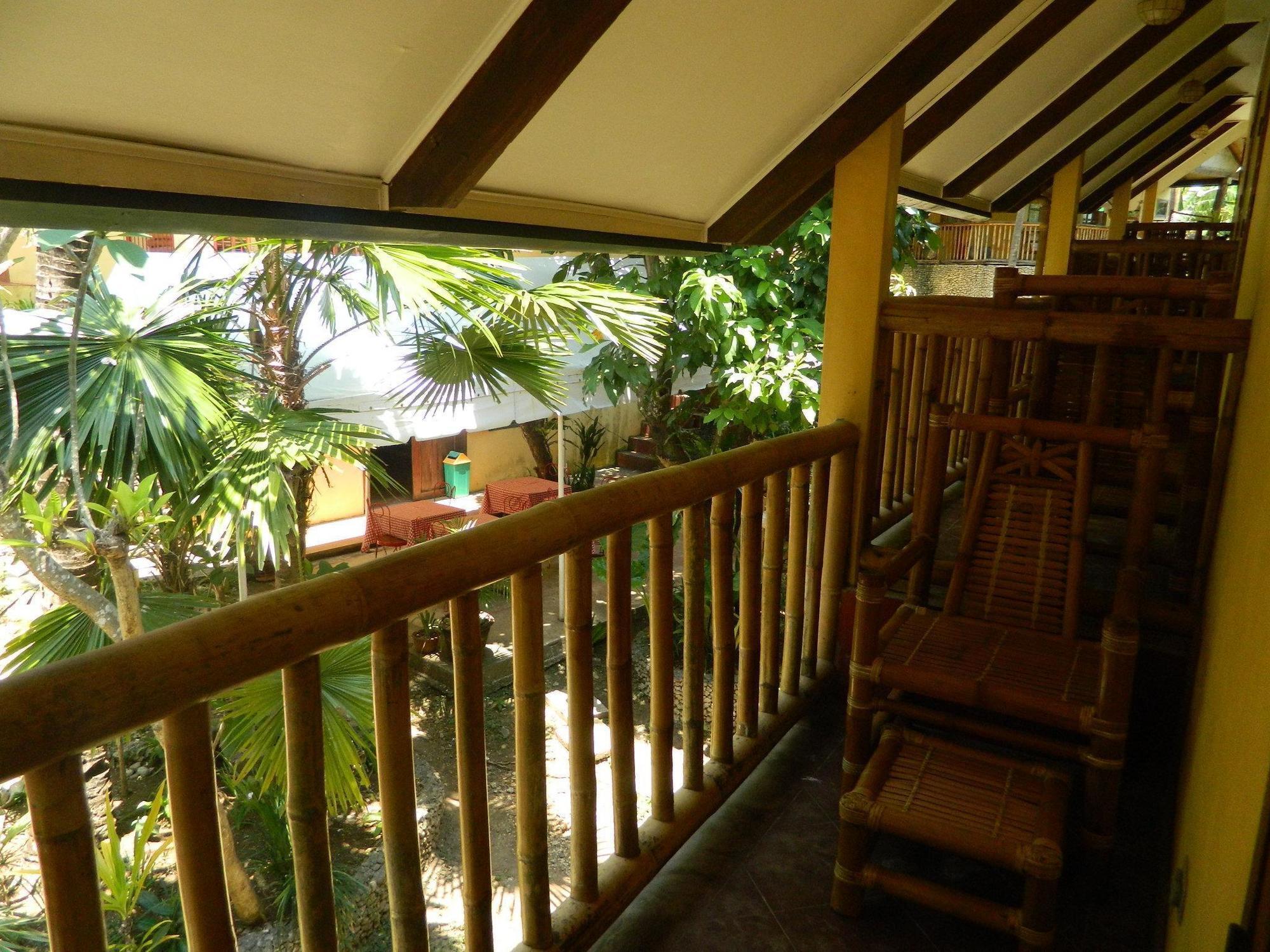 Sun Garden Hilltop Resort Manoc-Manoc Exterior photo