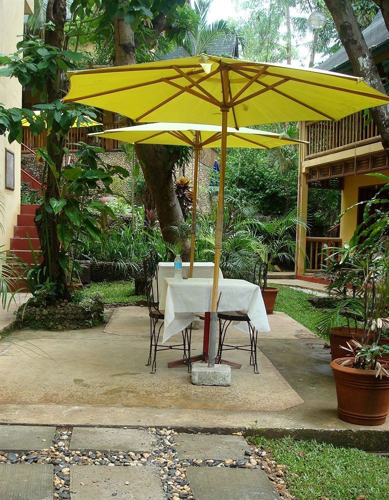 Sun Garden Hilltop Resort Manoc-Manoc Exterior photo